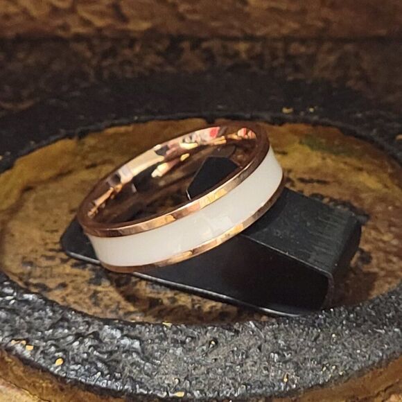 Men's Promise Ring White Ceramic Inlay Rose Rold - Picture 5 of 9